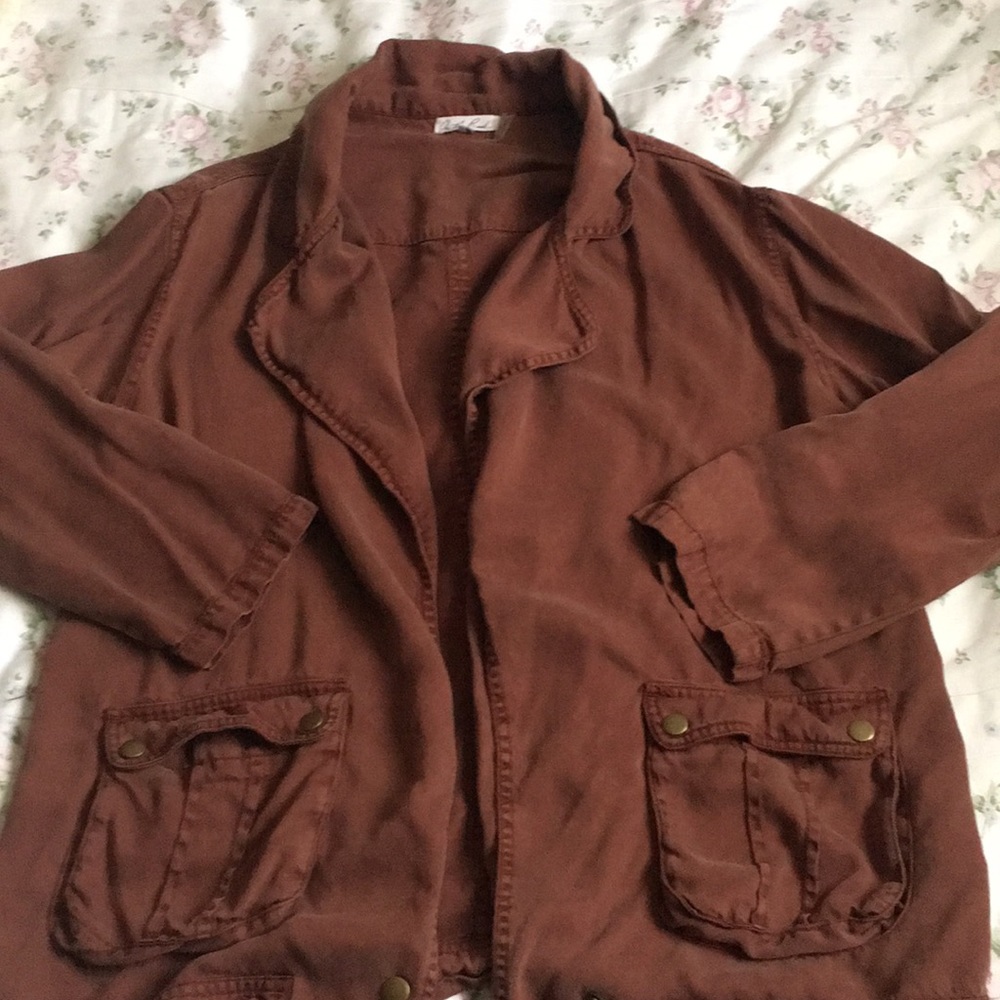 Brick colored jacket 💃🏻